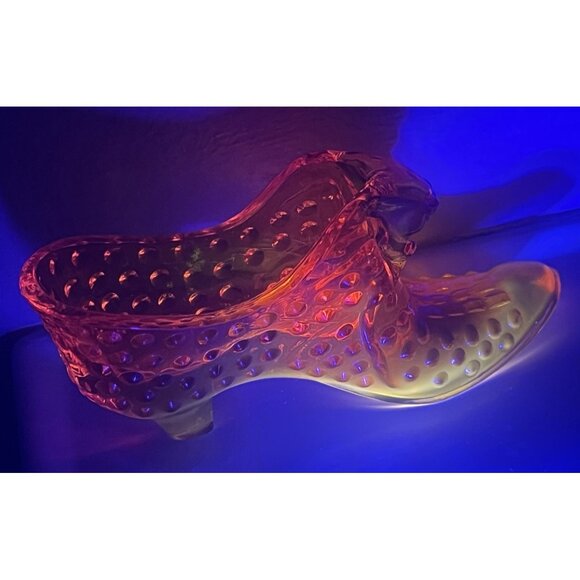 VTG Fenton Orange Red Amberina Hobnail Boot Slipper Shoe Cat Head Art Glass Glow - Picture 15 of 16